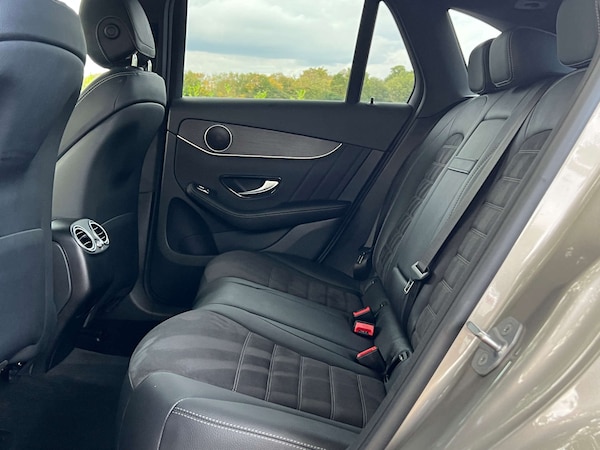 Used Mercedes-Benz GLC 2019 for sale - 76206210: Photo 28