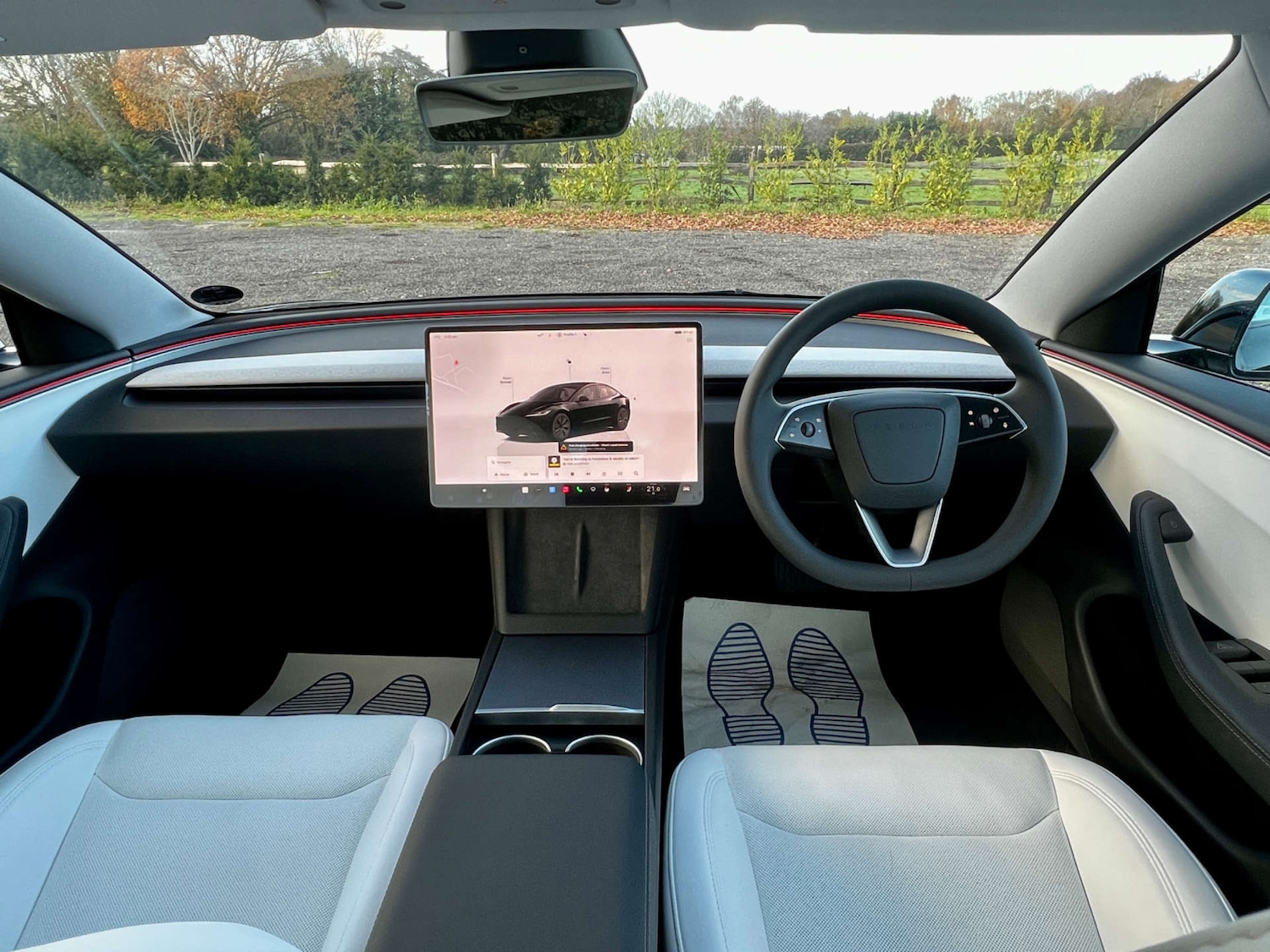 Used Tesla Model 3 2025 for sale - 76491021: Photo 2