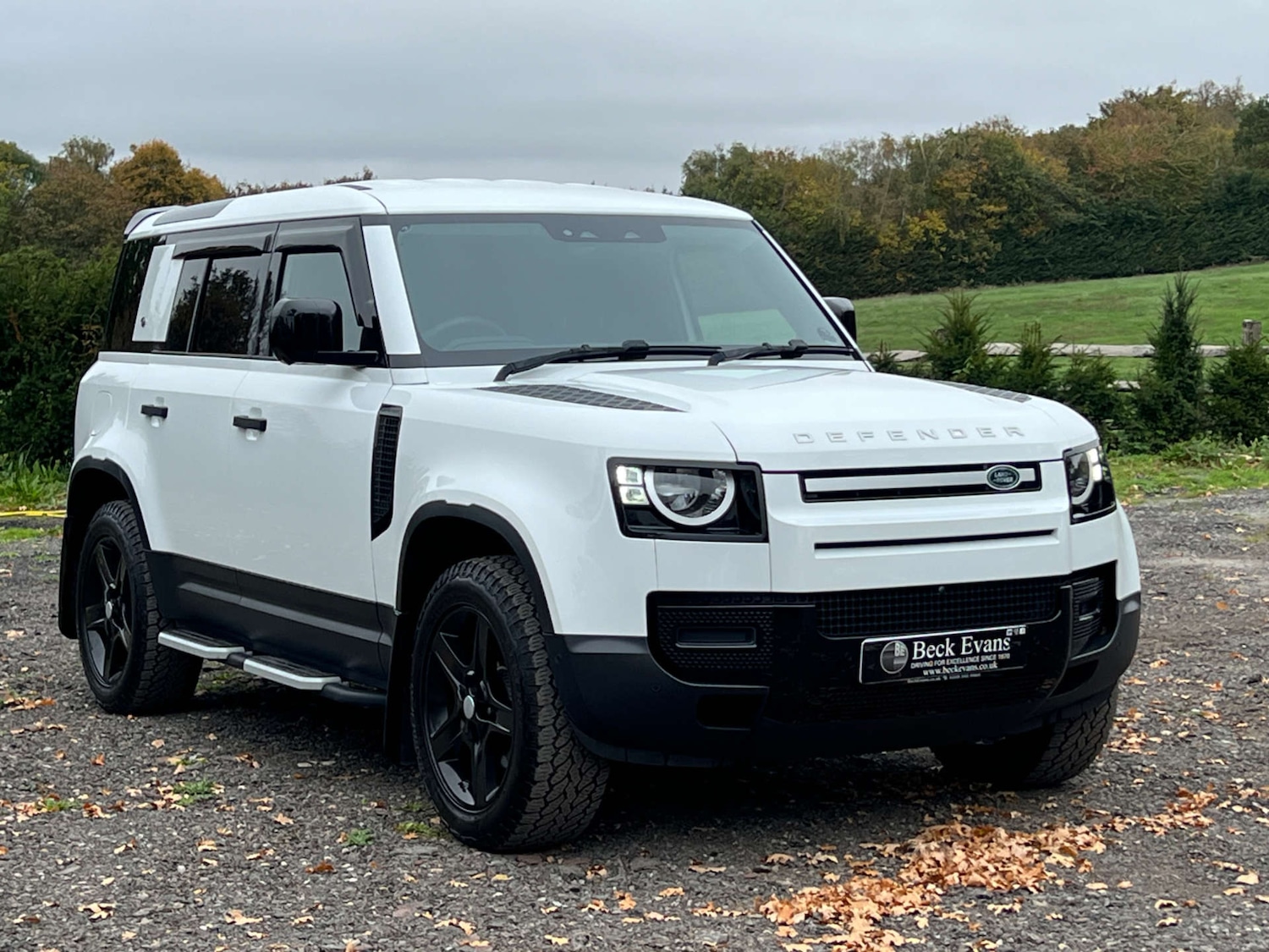 Used Land Rover Defender 2021 for sale - 76262646: Photo 10