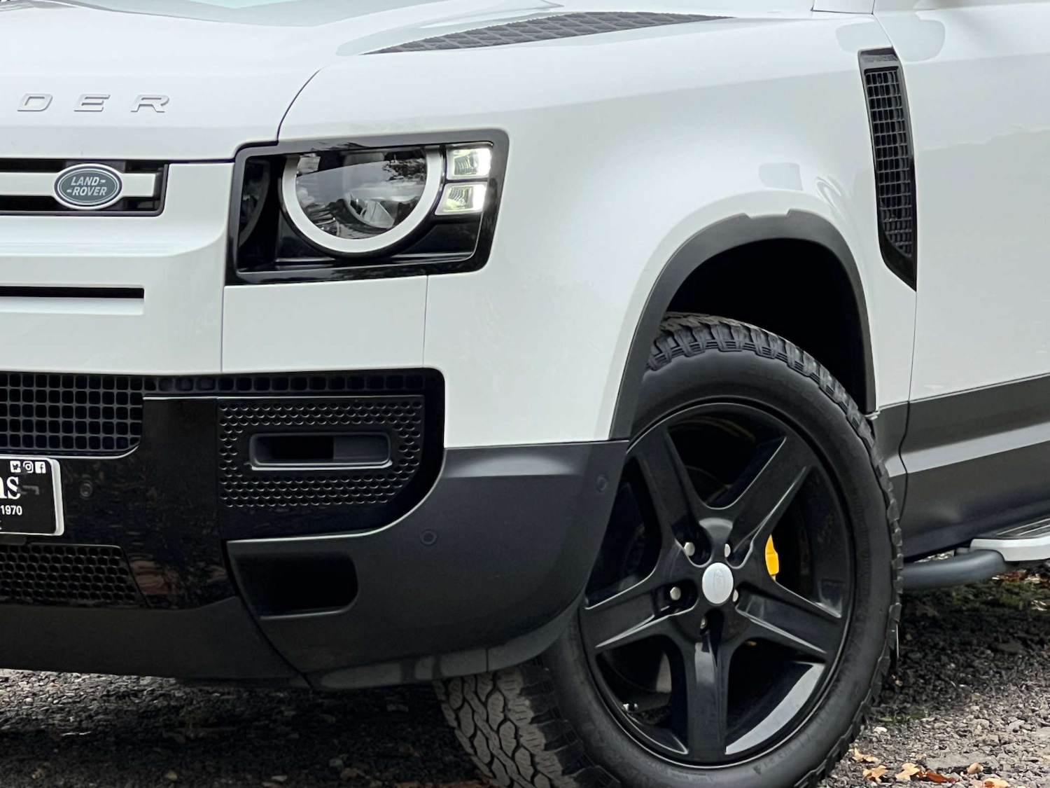 Used Land Rover Defender 2021 for sale - 76262646: Photo 17