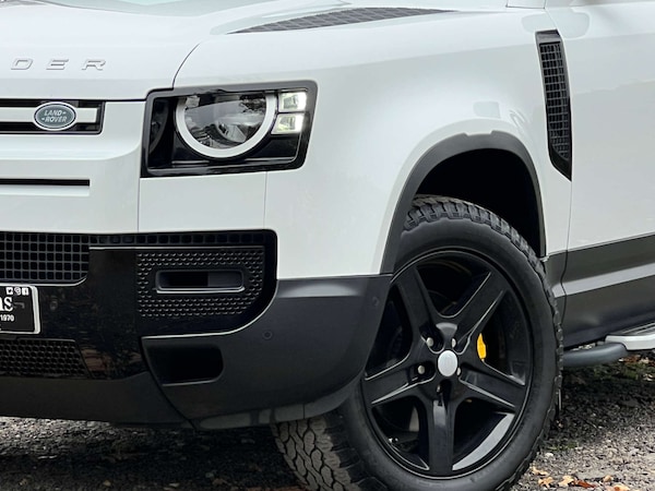 Used Land Rover Defender 2021 for sale - 76262646: Photo 17