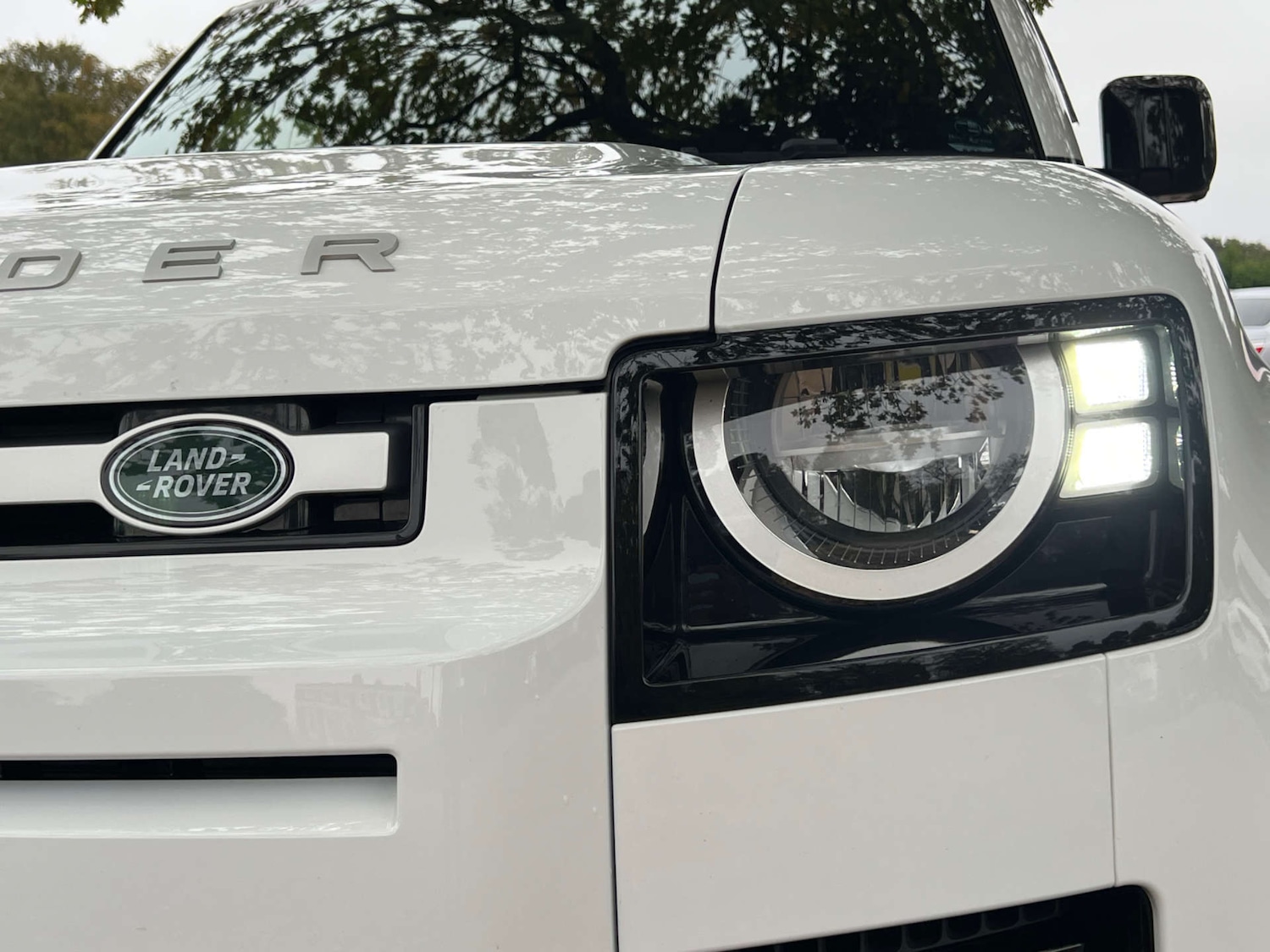 Used Land Rover Defender 2021 for sale - 76262646: Photo 26