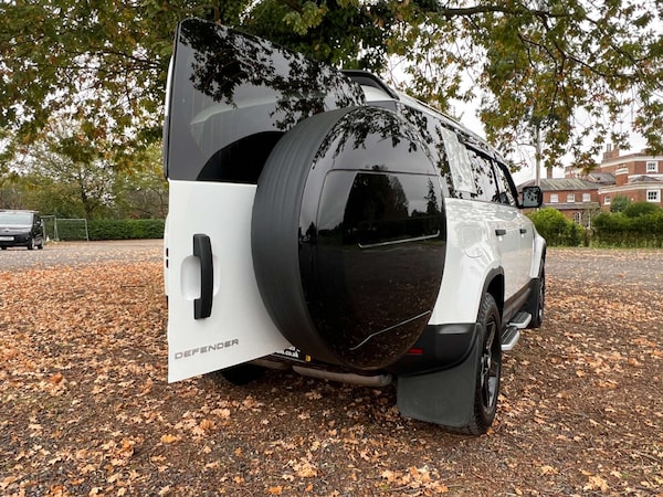 Used Land Rover Defender 2021 for sale - 76262646: Photo 35