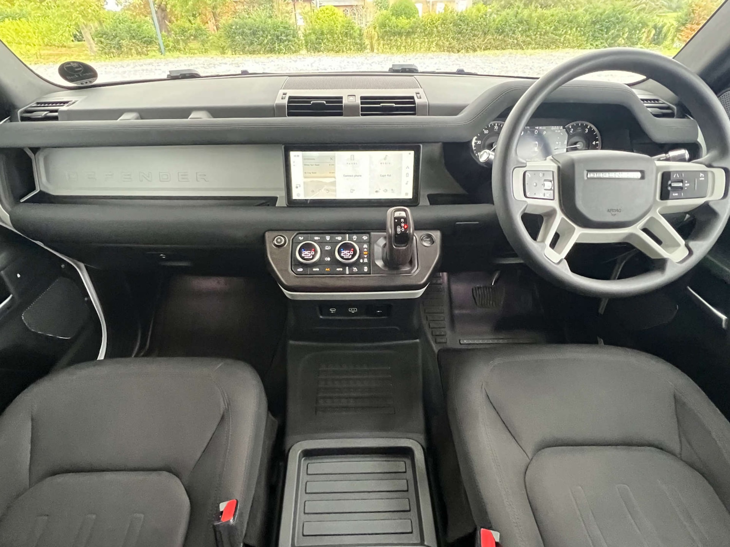 Used Land Rover Defender 2021 for sale - 76262646: Photo 39