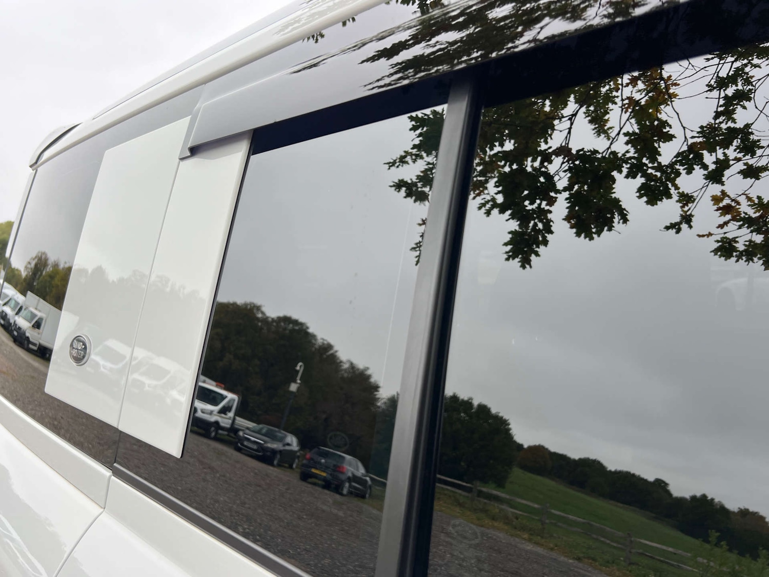 Used Land Rover Defender 2021 for sale - 76262646: Photo 43