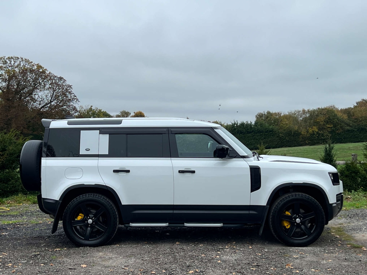 Used Land Rover Defender 2021 for sale - 76262646: Photo 5