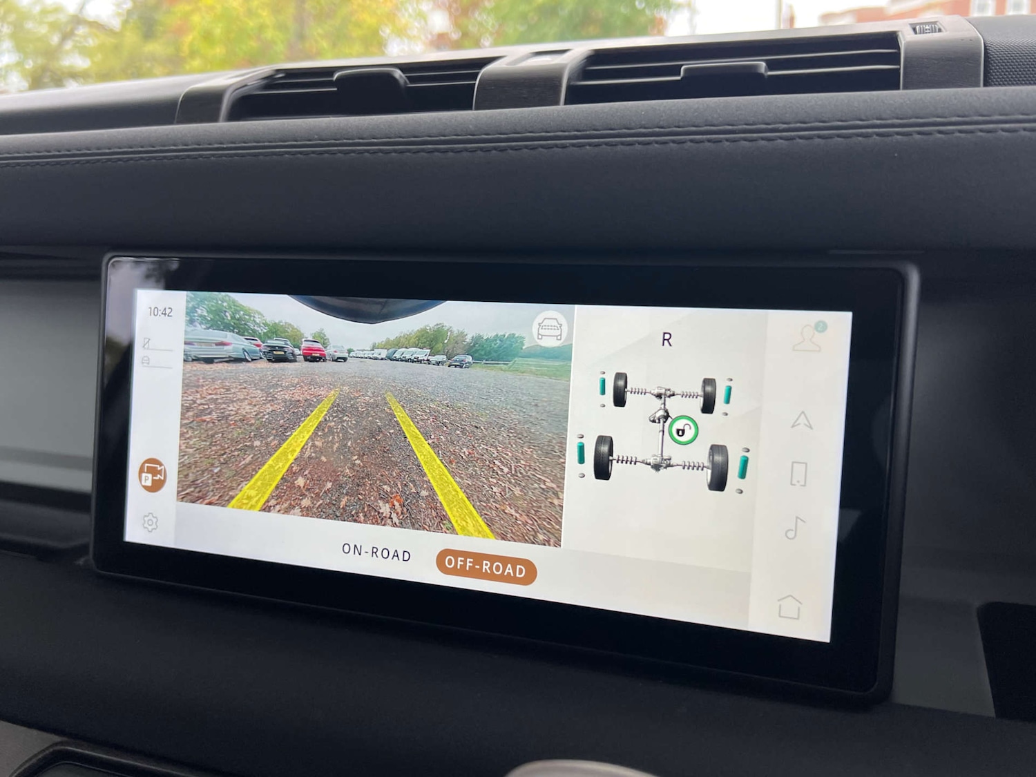 Used Land Rover Defender 2021 for sale - 76262646: Photo 52