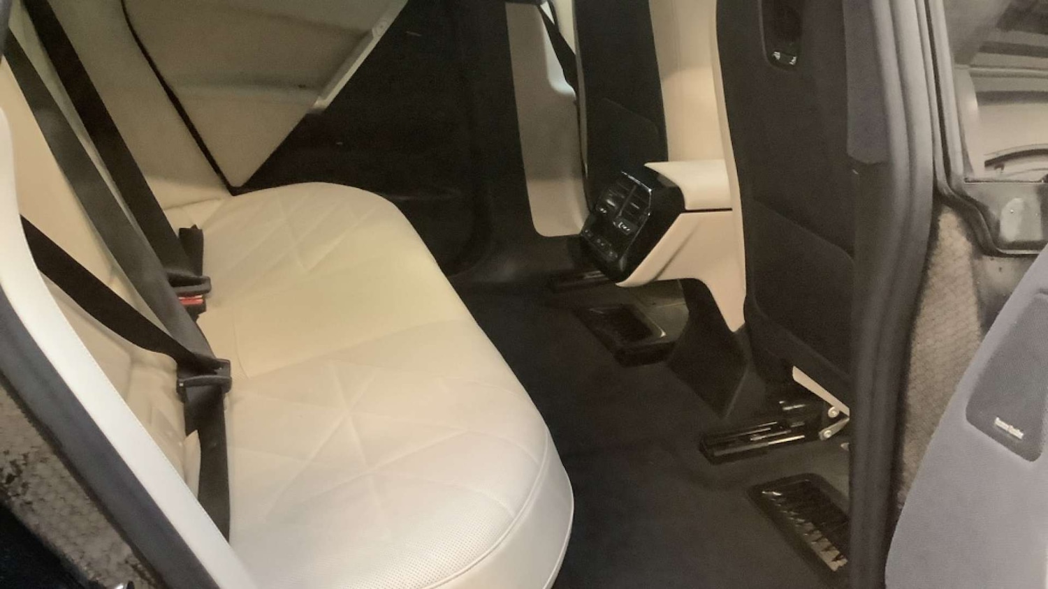 Used BMW iX 2022 for sale - 76414900: Photo 13