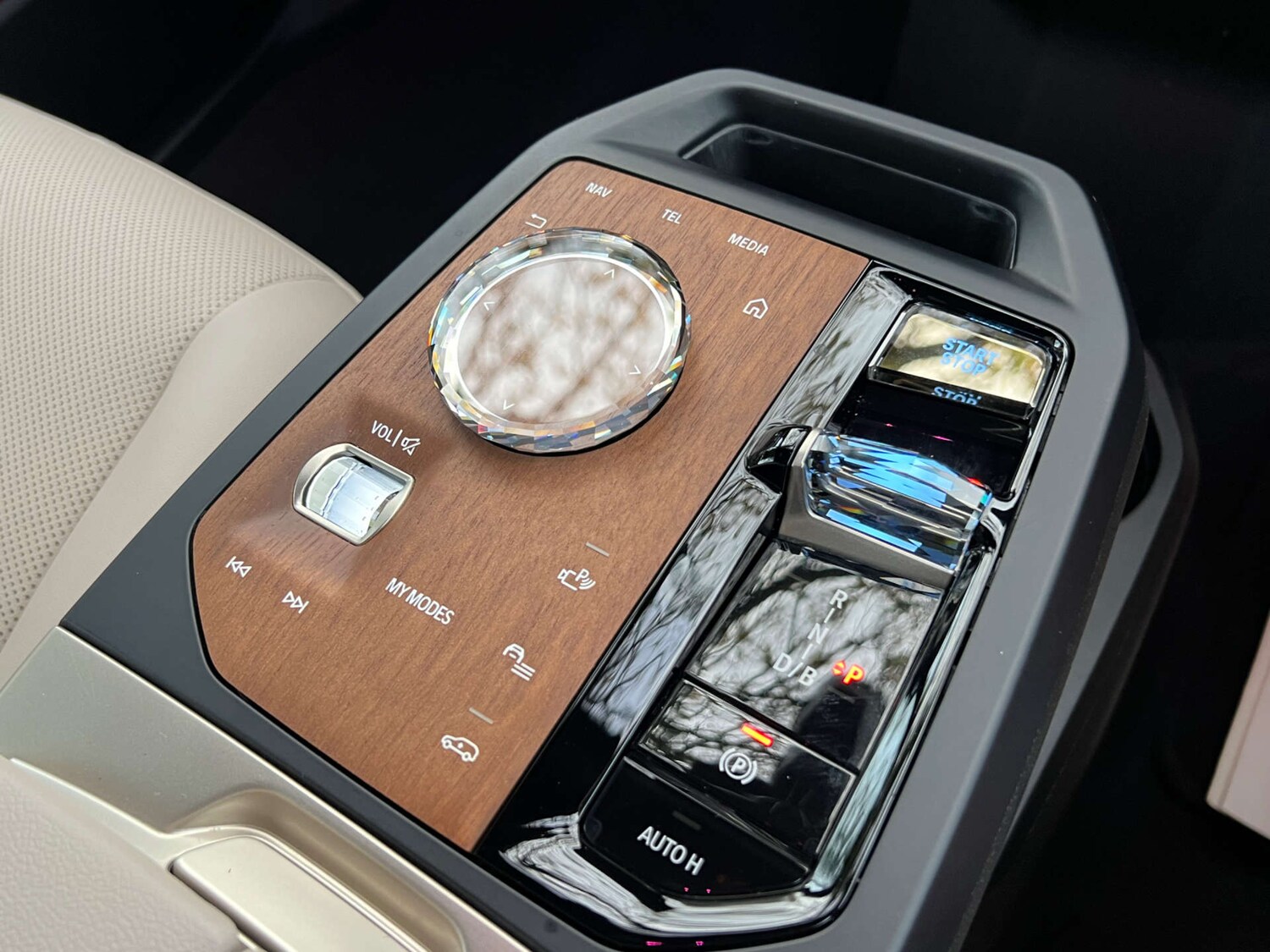 Used BMW iX 2022 for sale - 76414900: Photo 65