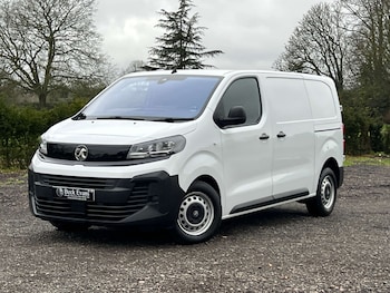 Vauxhall Vivaro feature image