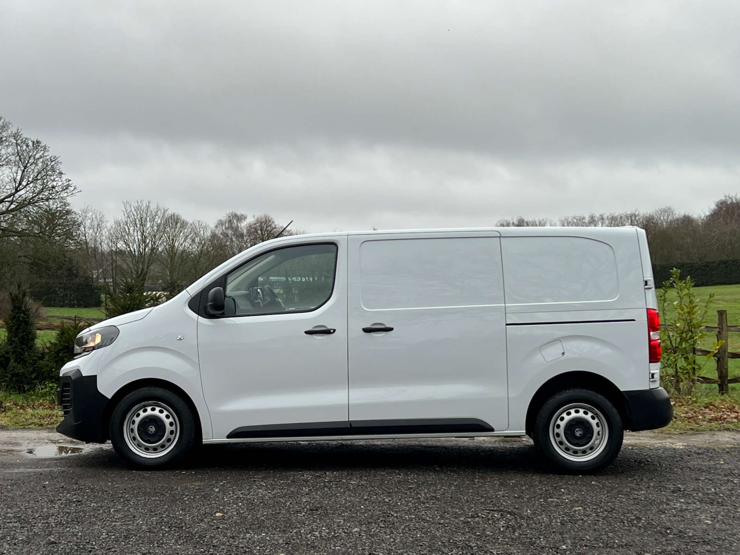 Used Vauxhall Vivaro 2024 for sale - 77693788: Photo 7