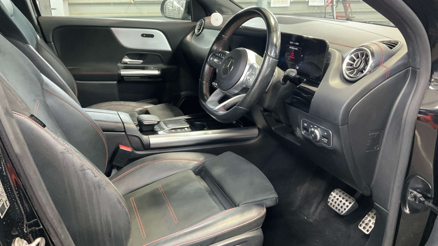 Used Mercedes-Benz EQA 2021 for sale - 77469872: Photo 2