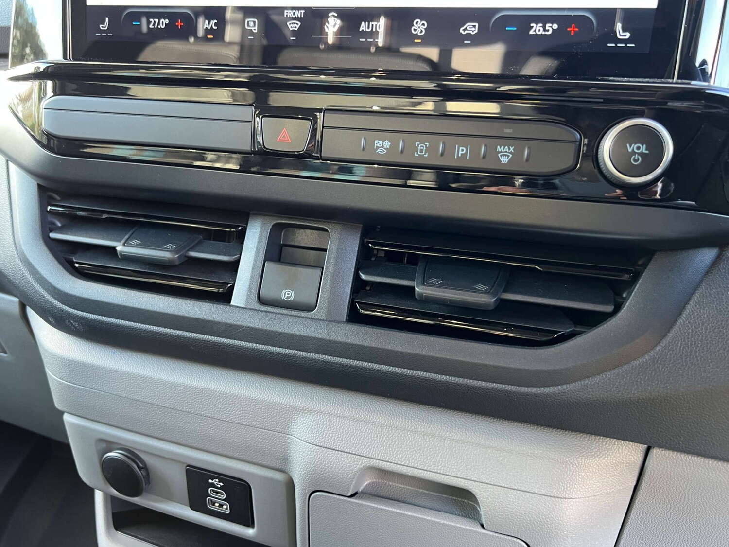 Used Ford Transit Custom 2024 for sale - 76604234: Photo 50