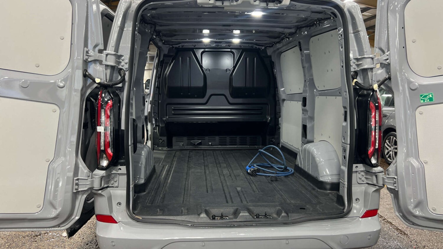 Used Ford Transit Custom 2024 for sale - 76604234: Photo 8