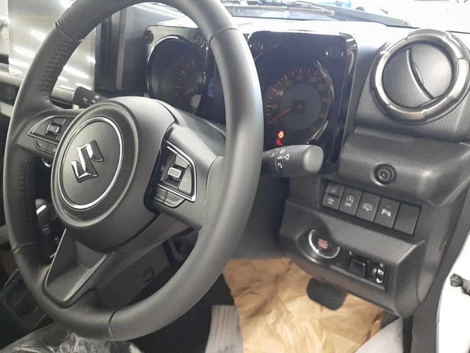 Used Suzuki Jimny 2025 for sale - 77180072: Photo 4