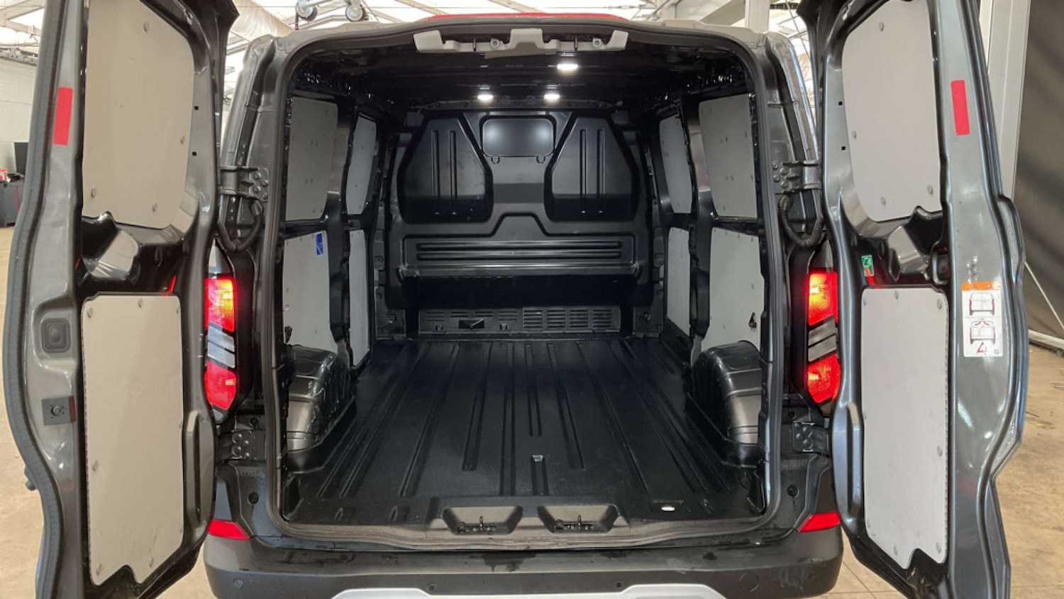Used Ford Transit Custom 2025 for sale - 76144435: Photo 11