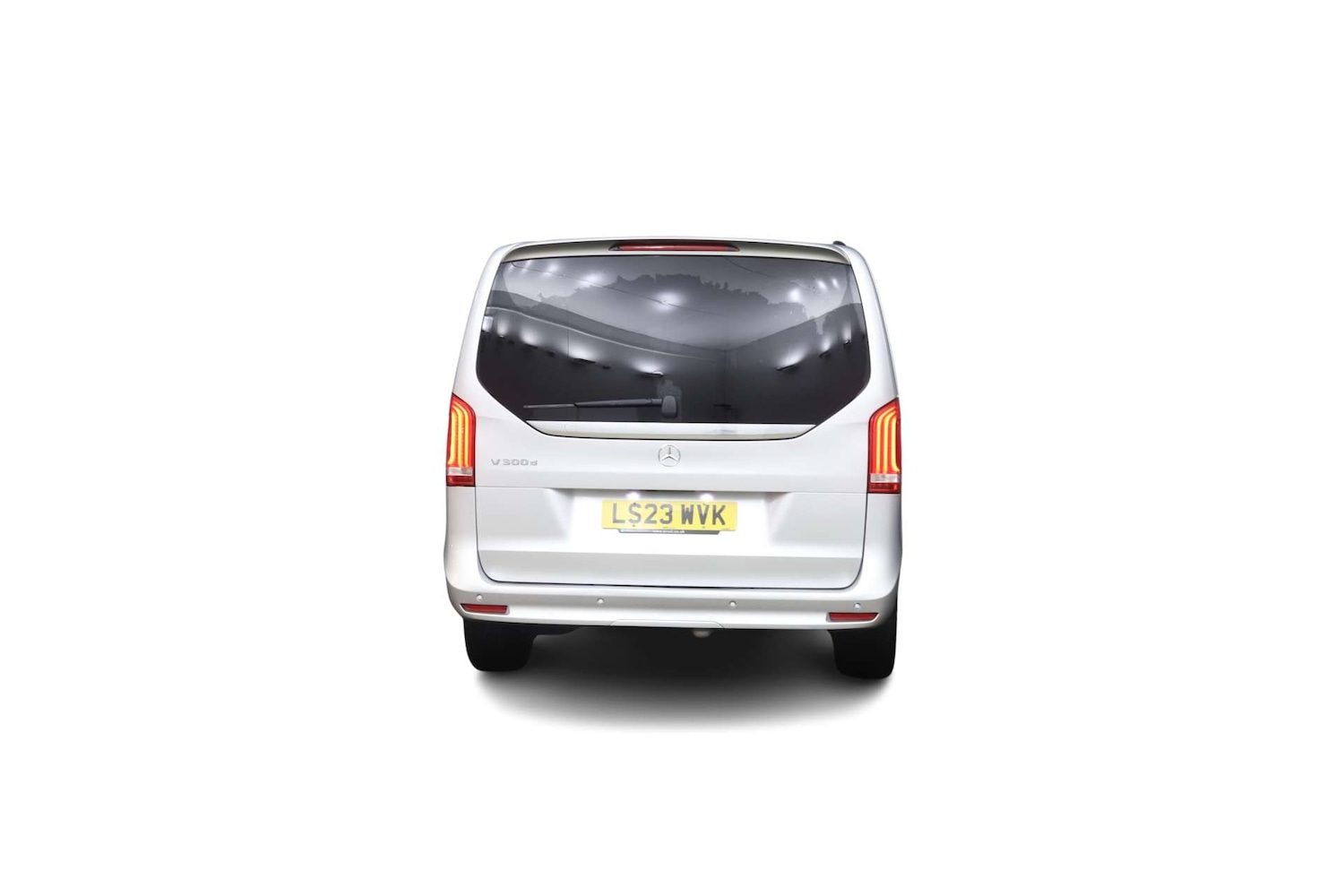 Used Mercedes-Benz V-Class 2023 for sale - 77765780: Photo 4