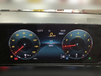 Used Mercedes-Benz GLB 2023 for sale - 76591660: Photo