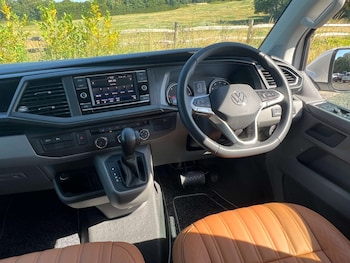 Used Volkswagen Transporter 2024 for sale - 76601232: Photo