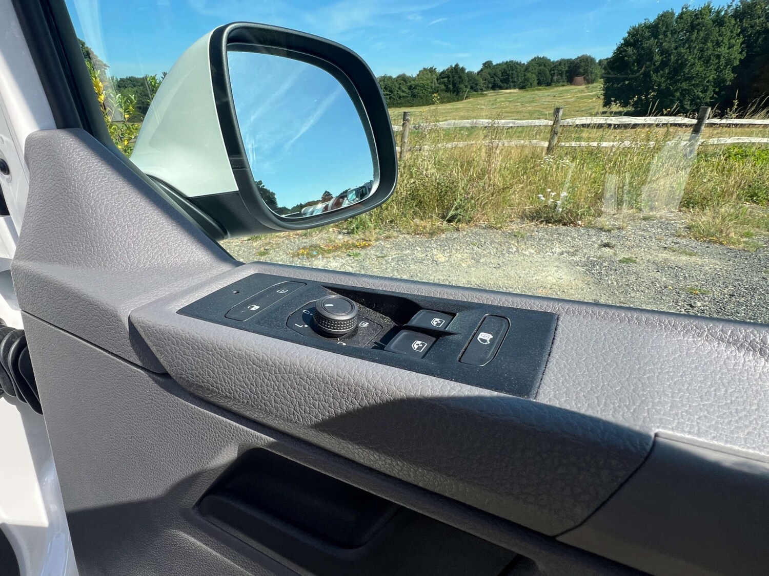 Used Volkswagen Transporter 2024 for sale - 76601232: Photo 63