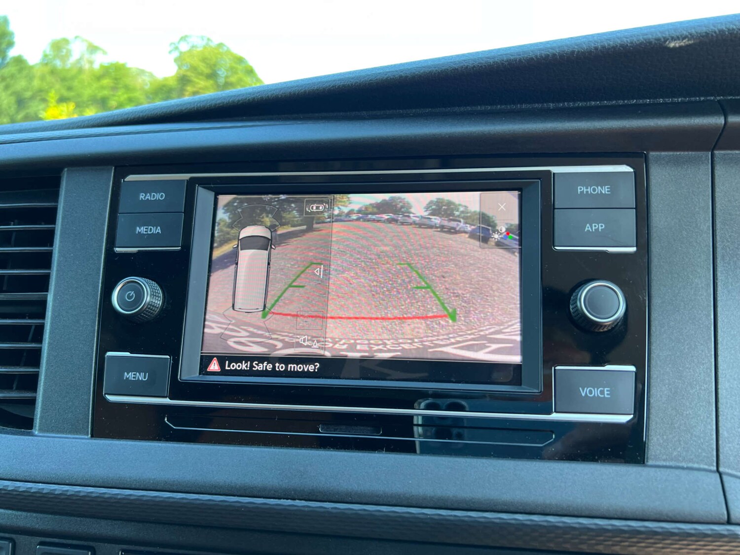 Used Volkswagen Transporter 2024 for sale - 76601232: Photo 65