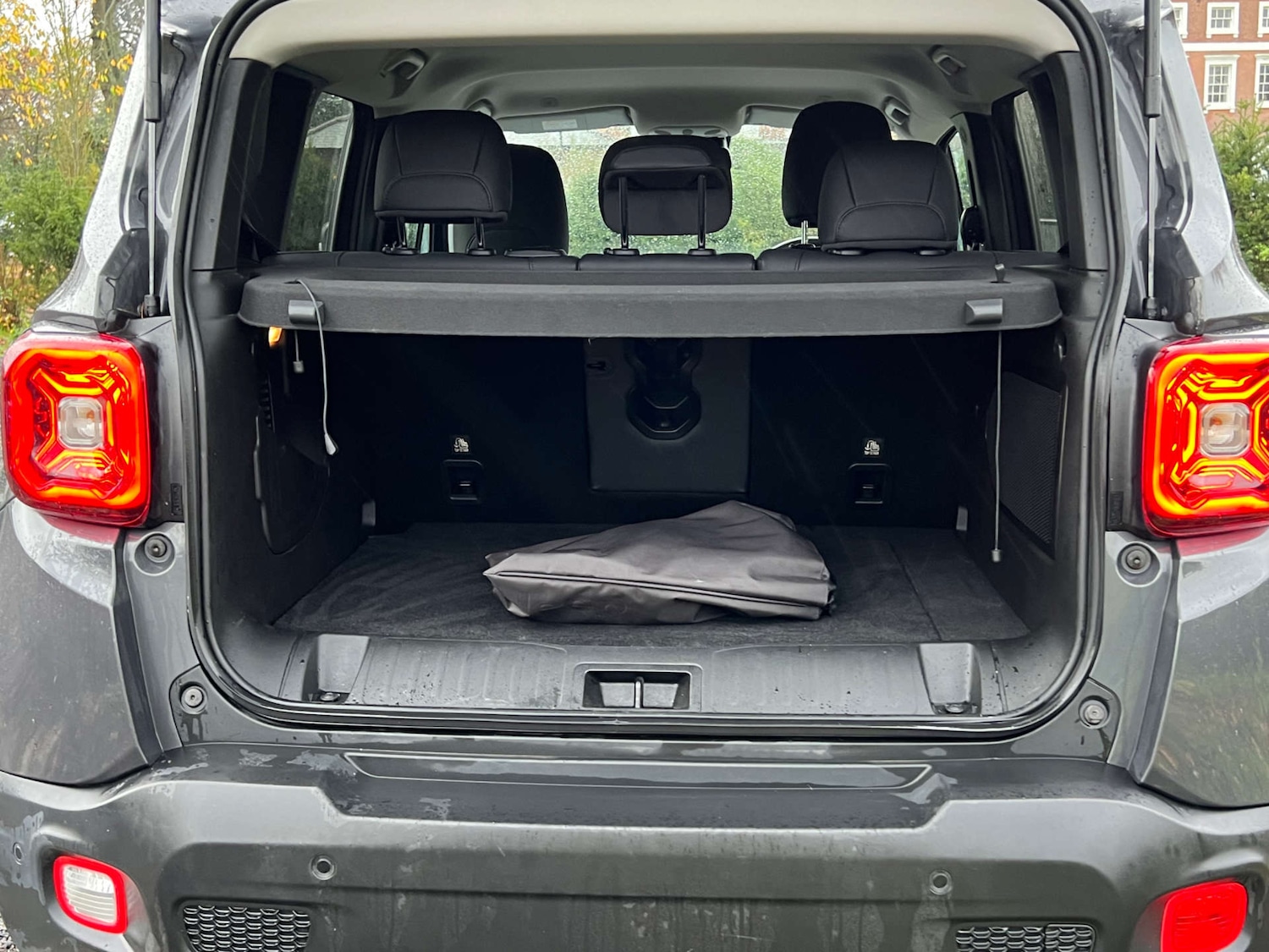 Used Jeep Renegade 2023 for sale - 76565681: Photo 11