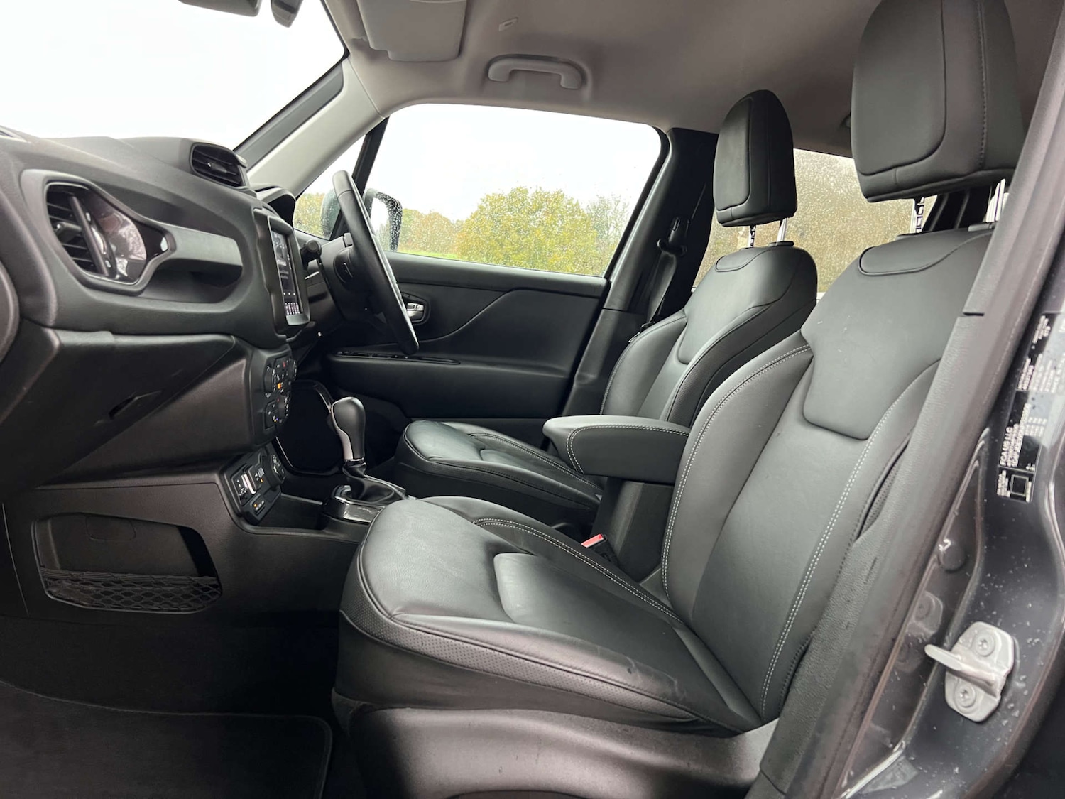 Used Jeep Renegade 2023 for sale - 76565681: Photo 23