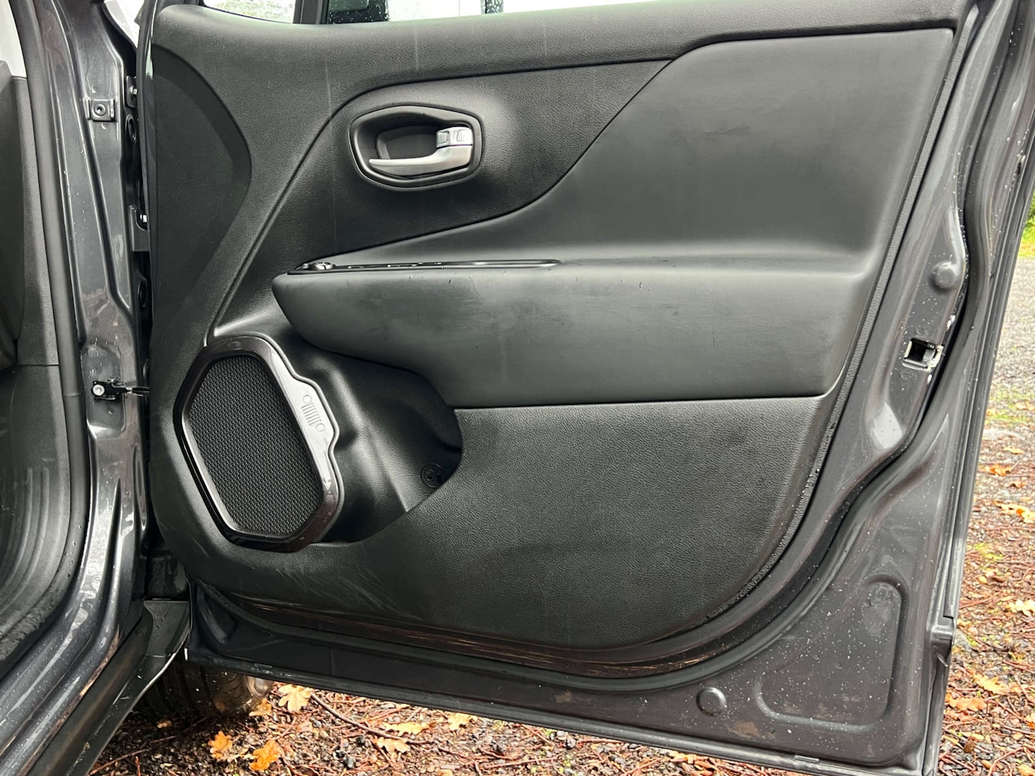 Used Jeep Renegade 2023 for sale - 76565681: Photo 38