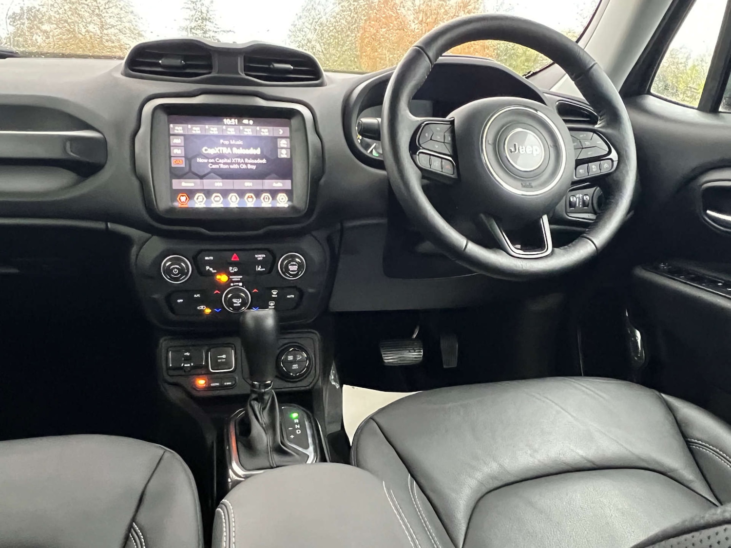 Used Jeep Renegade 2023 for sale - 76565681: Photo 4