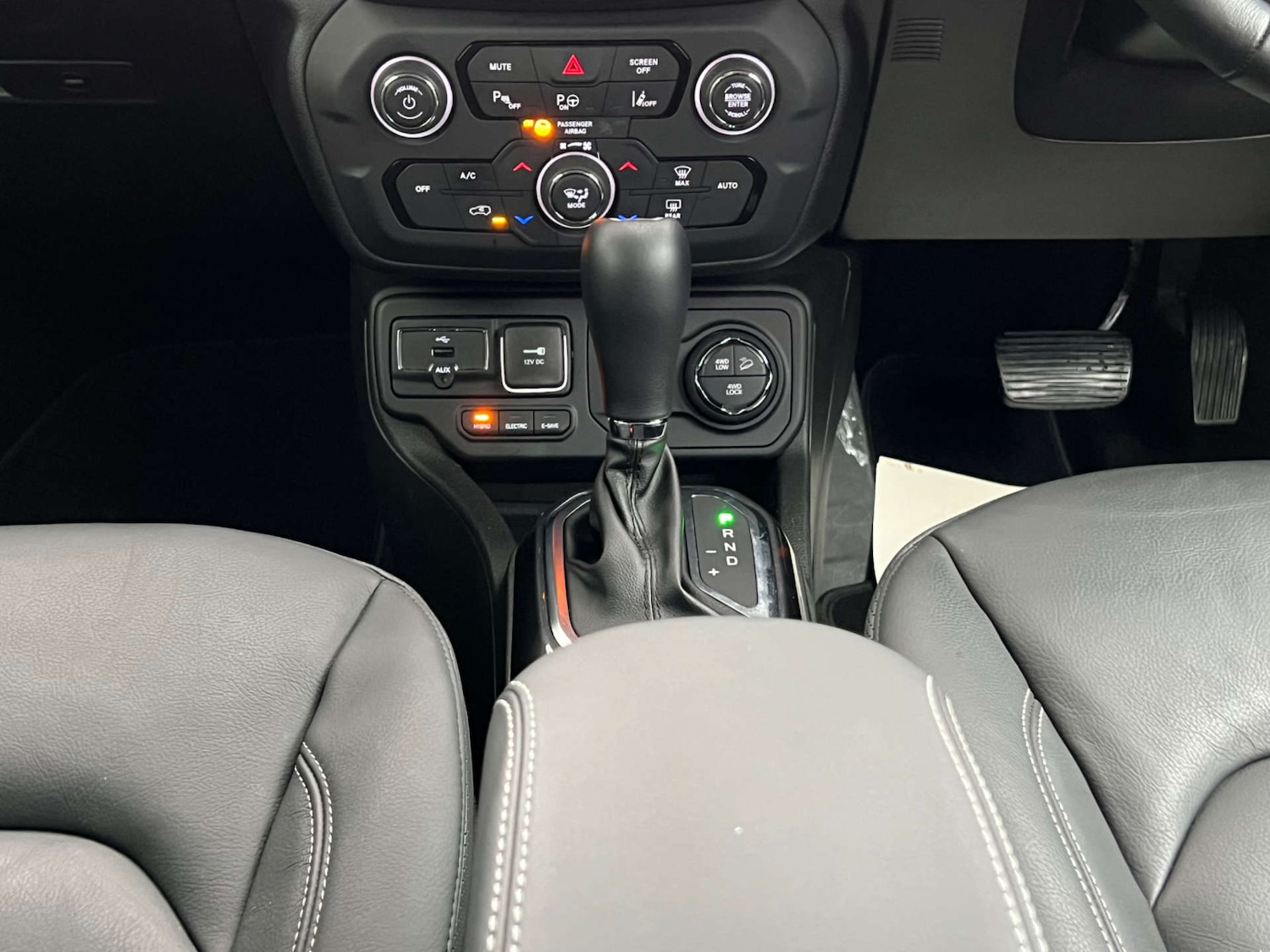 Used Jeep Renegade 2023 for sale - 76565681: Photo 45