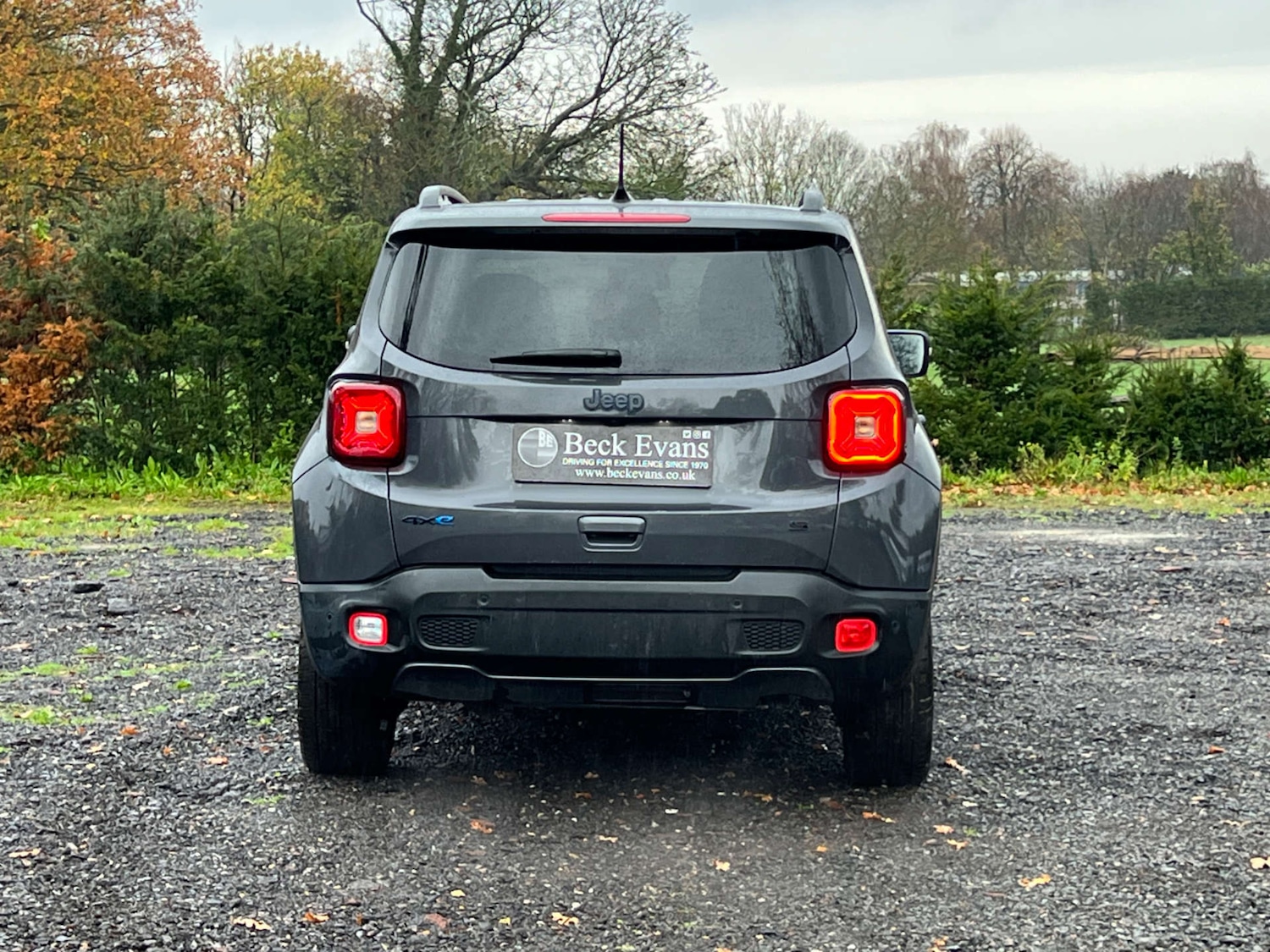 Used Jeep Renegade 2023 for sale - 76565681: Photo 8