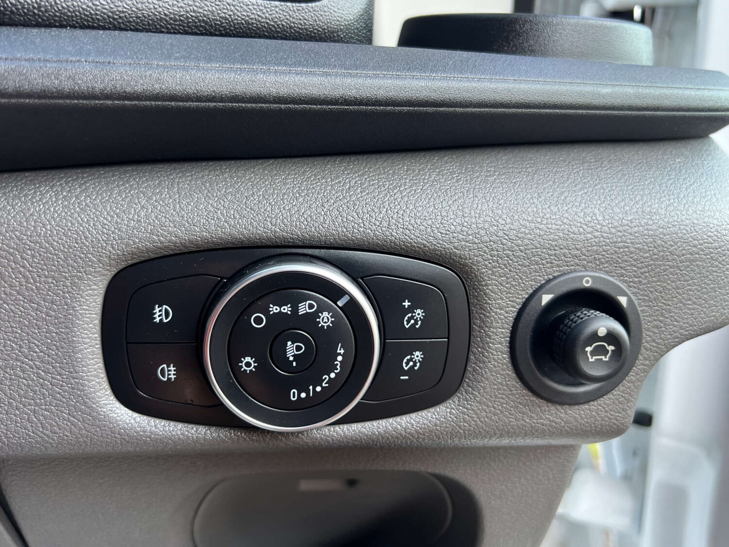 Used Ford Transit 2019 for sale - 76277534: Photo 53