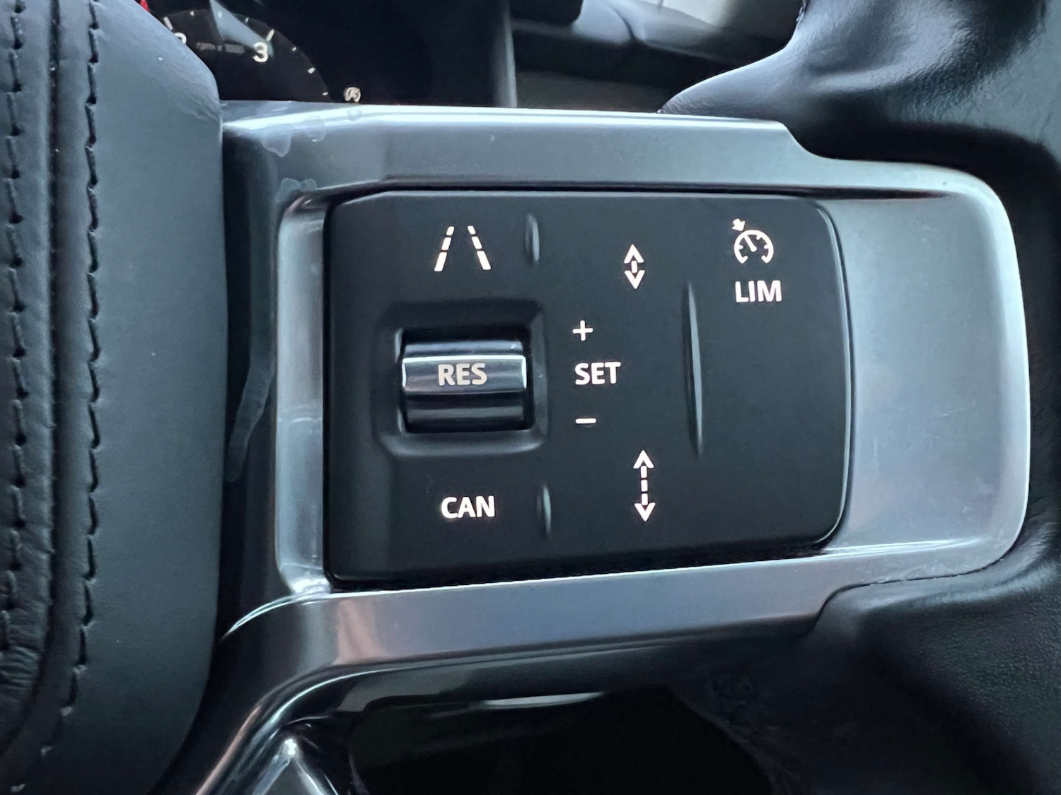 Used Land Rover Discovery 2021 for sale - 76830148: Photo 35