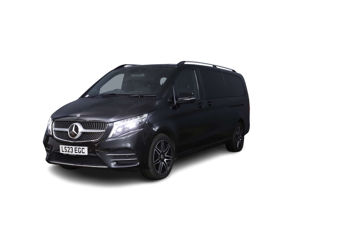 Used Mercedes-Benz V-Class 2023 for sale - 76973951: Photo 1