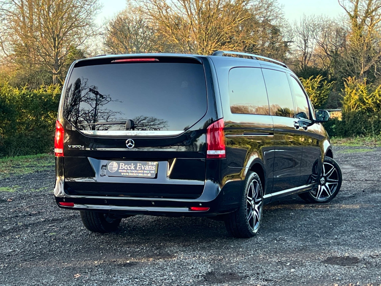 Used Mercedes-Benz V-Class 2023 for sale - 76973951: Photo 29