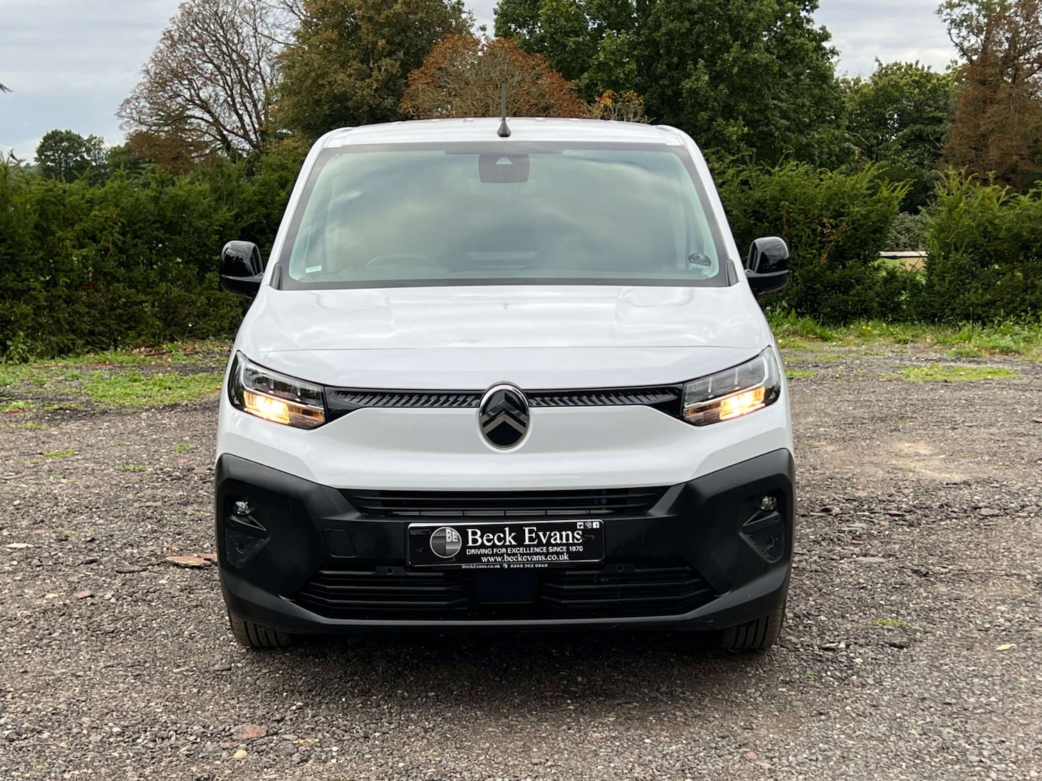 Used Citroen Berlingo 2024 for sale - 76277532: Photo 2