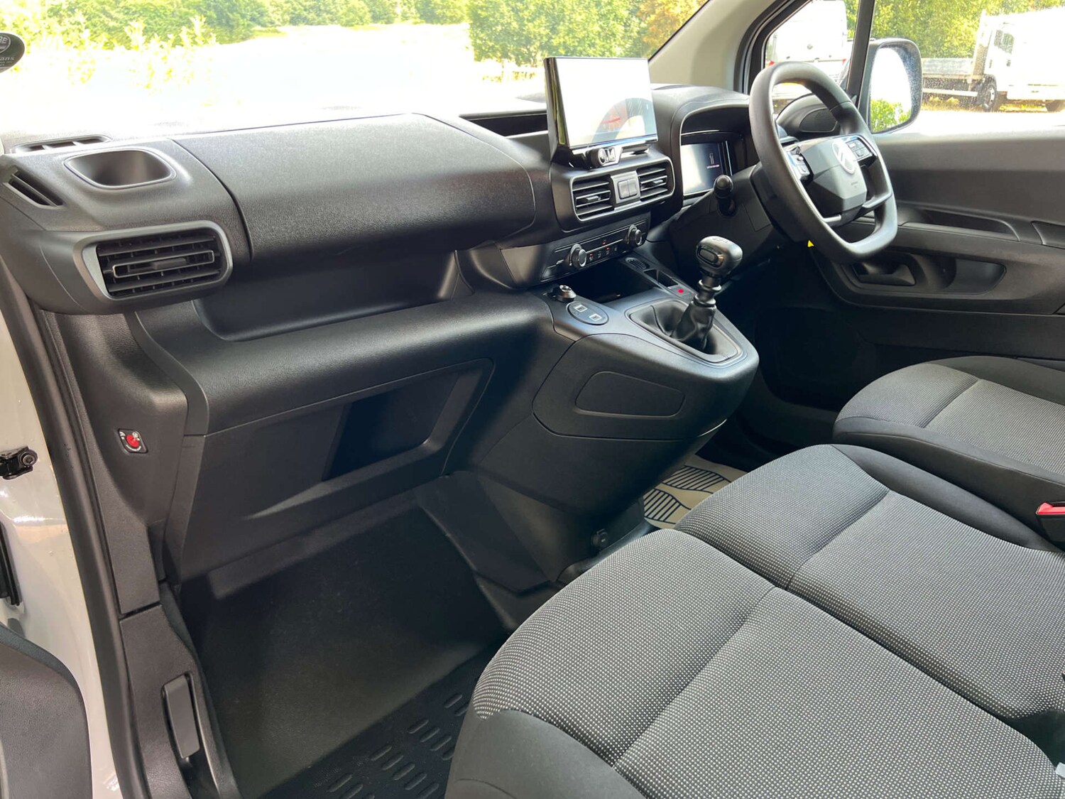 Used Citroen Berlingo 2024 for sale - 76277532: Photo 23