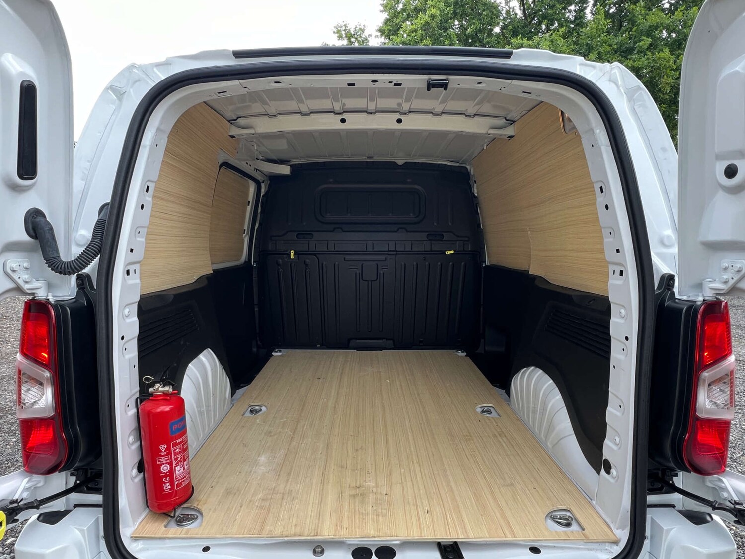 Used Citroen Berlingo 2024 for sale - 76277532: Photo 45