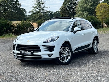 Used Porsche Macan 2017 for sale - 79352327: Photo