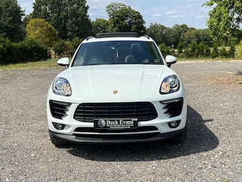 Used Porsche Macan 2017 for sale - 79352327: Photo