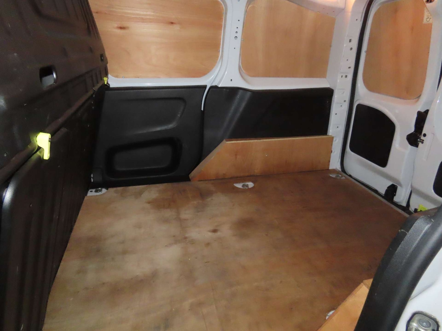 Used Peugeot Partner 2023 for sale - 77930562: Photo 11