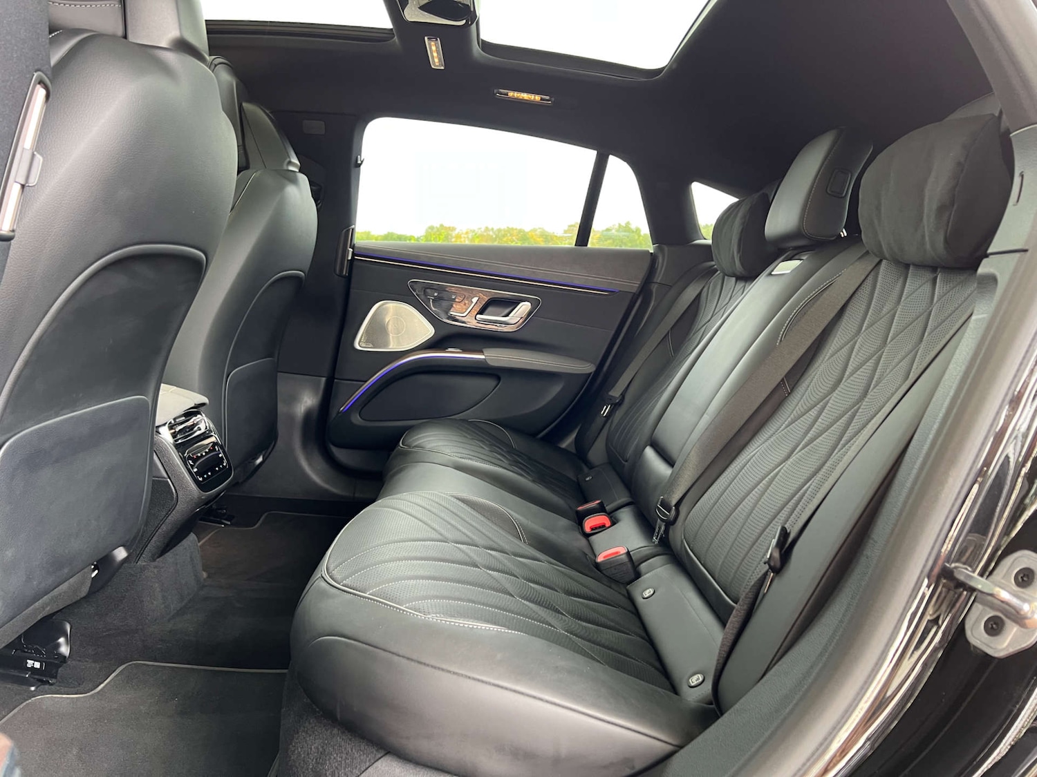 Used Mercedes-Benz EQS 2022 for sale - 76129223: Photo 42