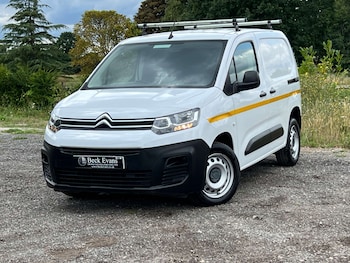 Used Citroen Berlingo 2023 for sale - 75398040: Photo
