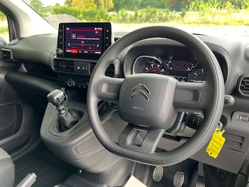 Used Citroen Berlingo 2023 for sale - 75398040: Photo
