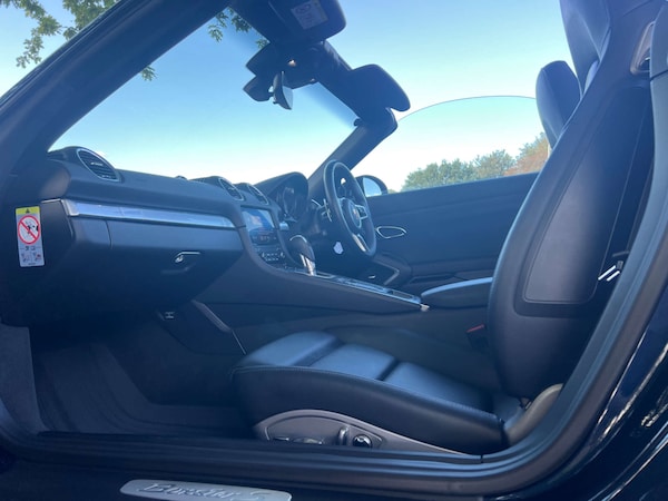 Used Porsche Boxster 2018 for sale - 76277586: Photo 32