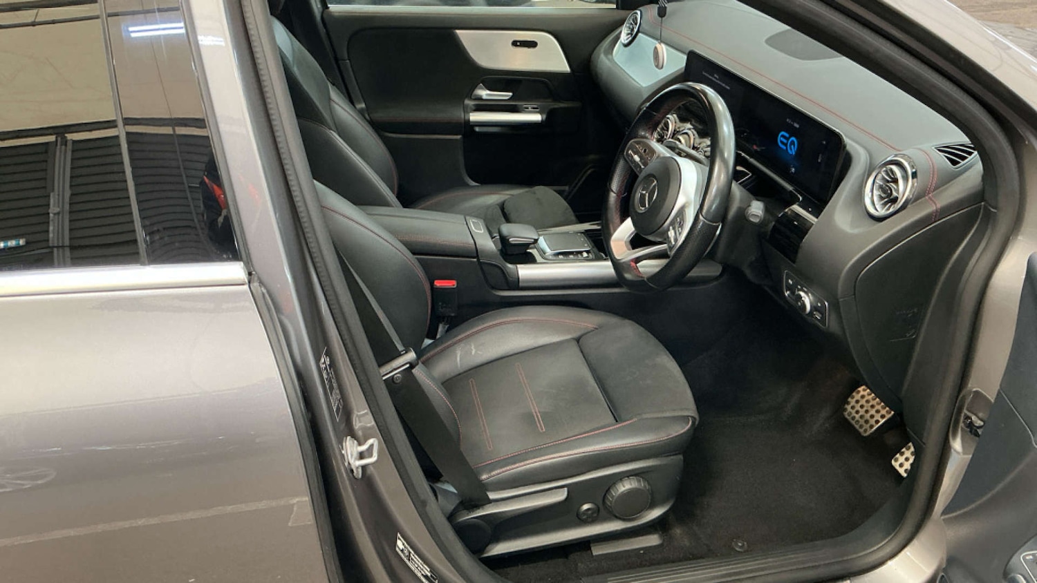 Used Mercedes-Benz EQA 2021 for sale - 76581902: Photo 4