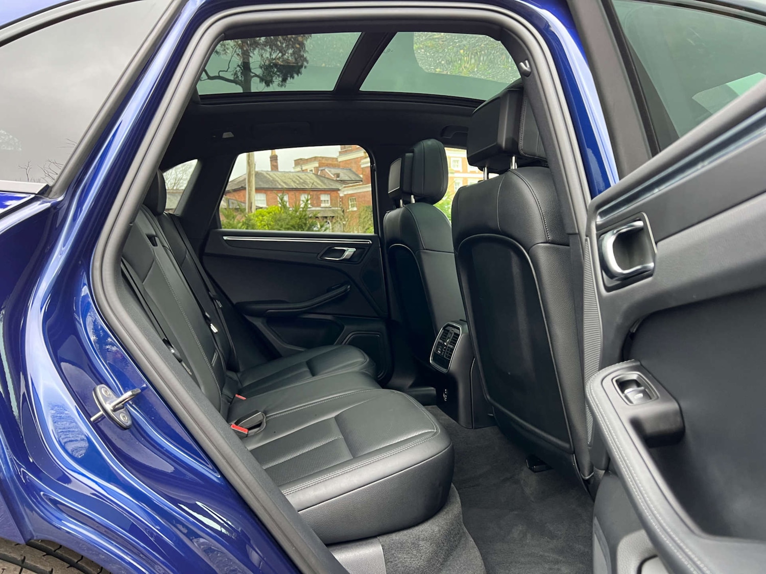 Used Porsche Macan 2023 for sale - 77681304: Photo 17