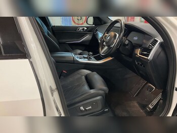 Used BMW X5 2022 for sale - 77301691: Photo