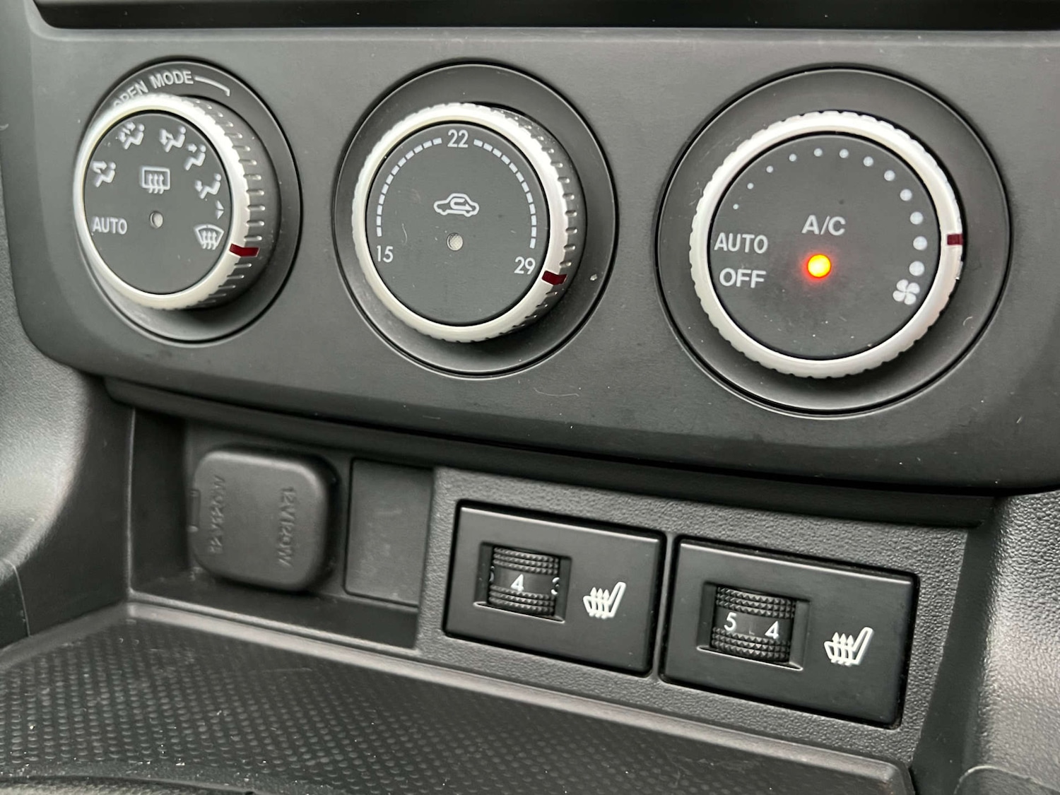 Used Mazda MX-5 2015 for sale - 76495860: Photo 33