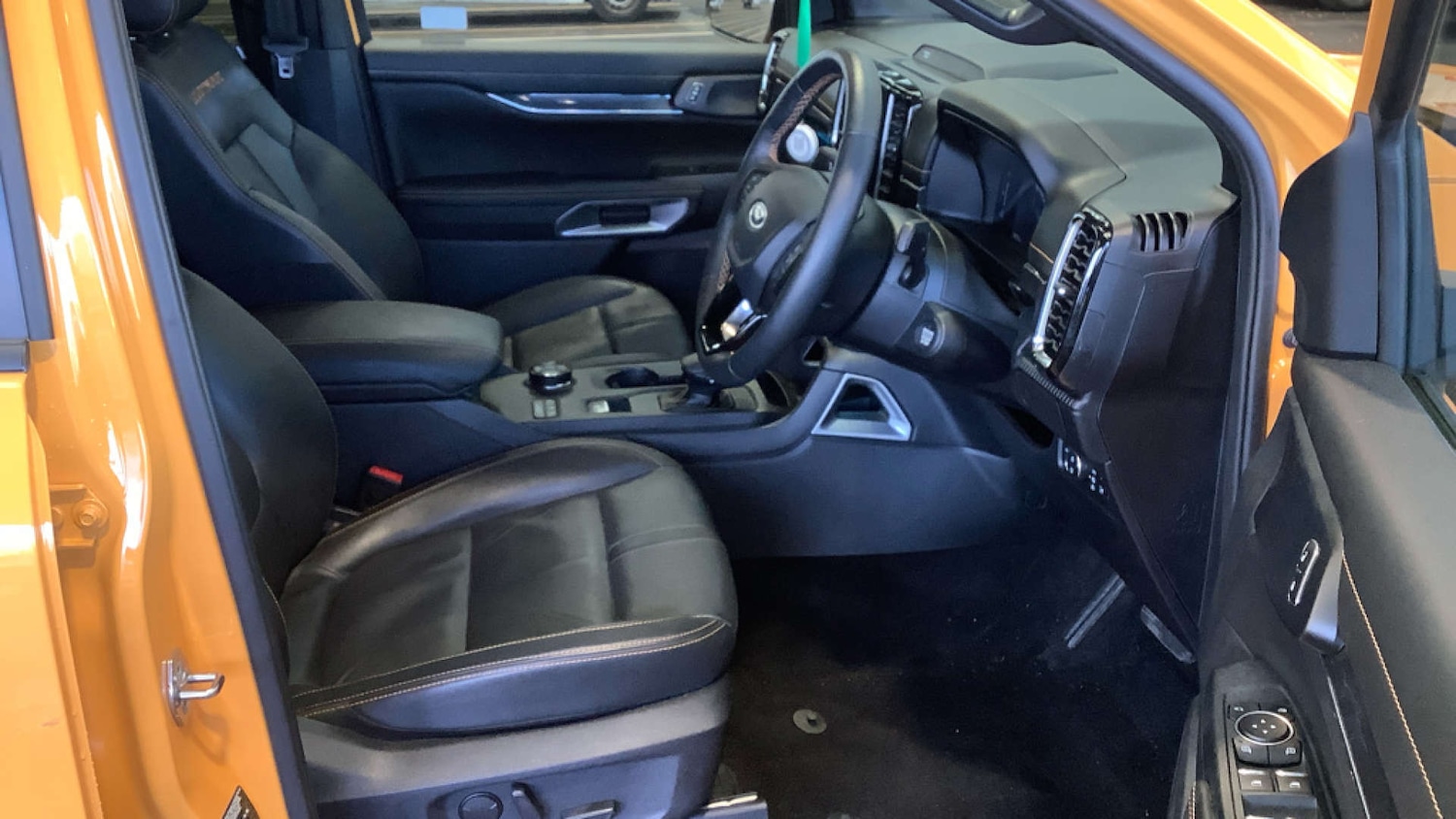 Used Ford Ranger 2024 for sale - 77065380: Photo 2